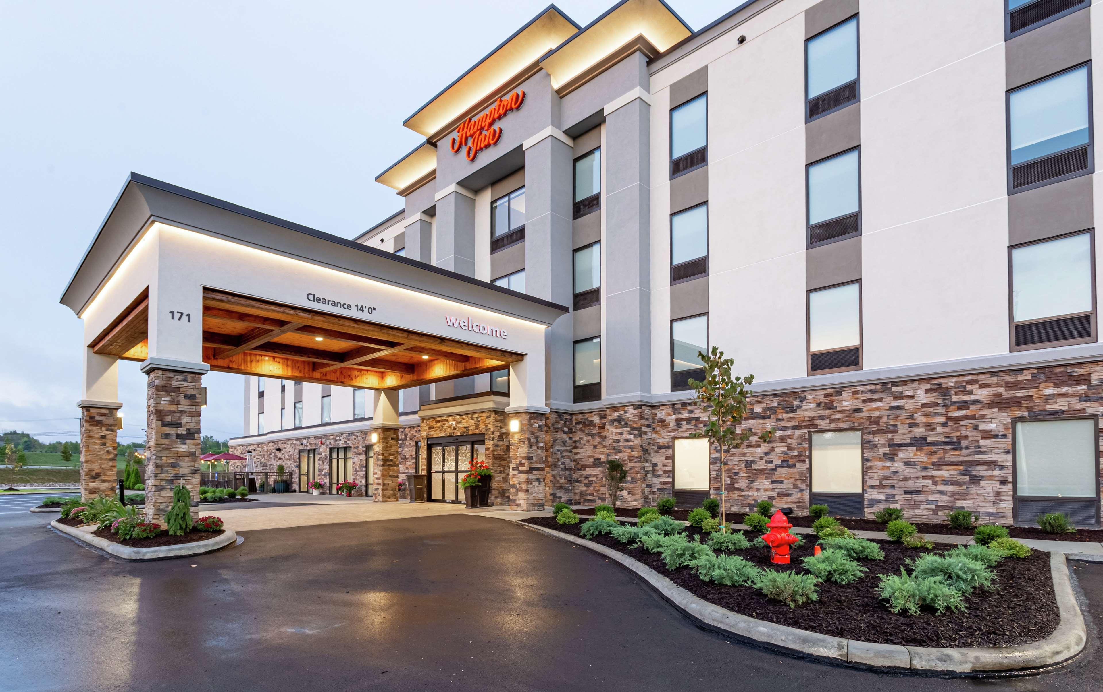 Hampton Inn Madison, Oh Buitenkant foto