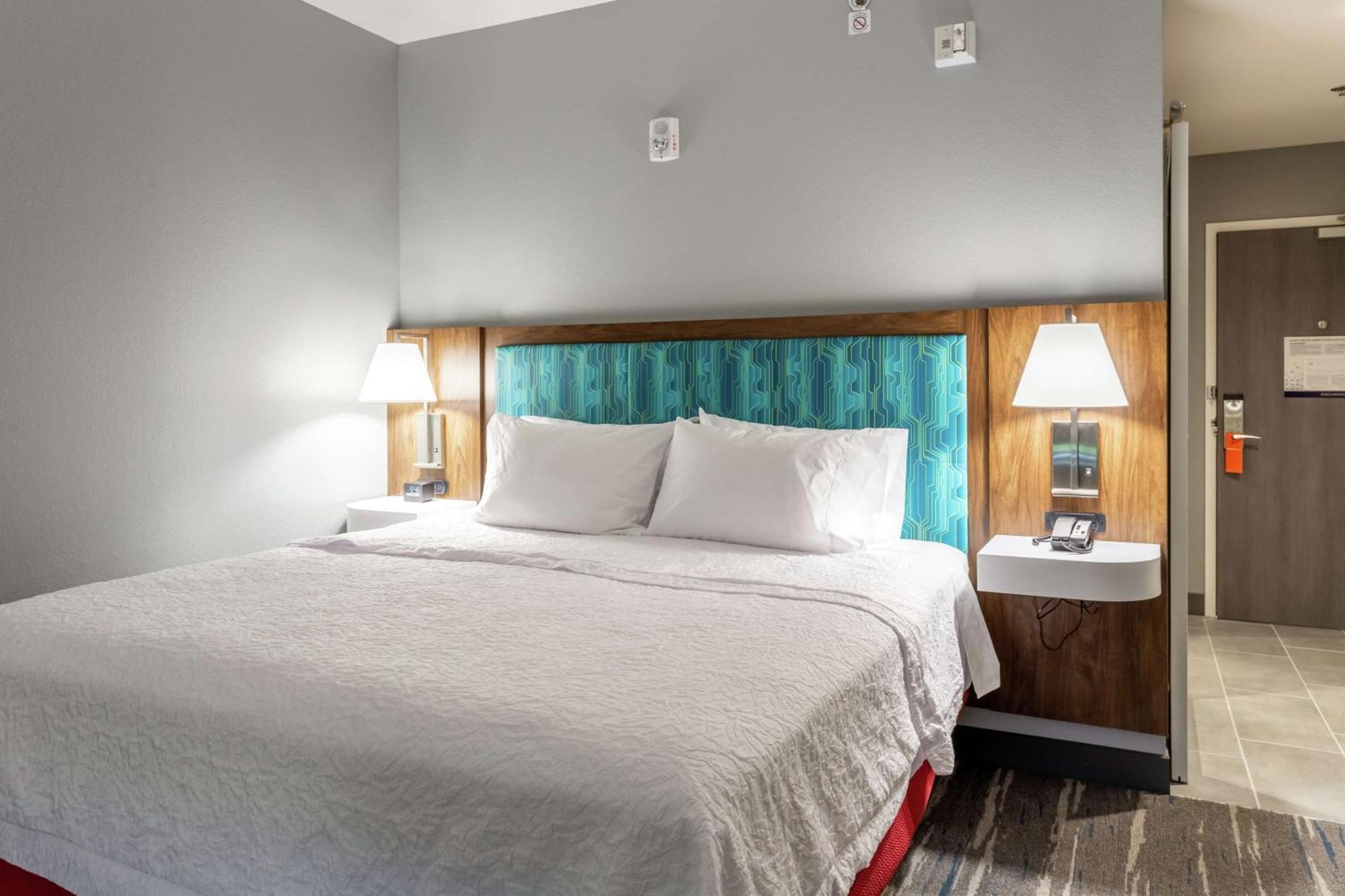 Hampton Inn Madison, Oh Buitenkant foto
