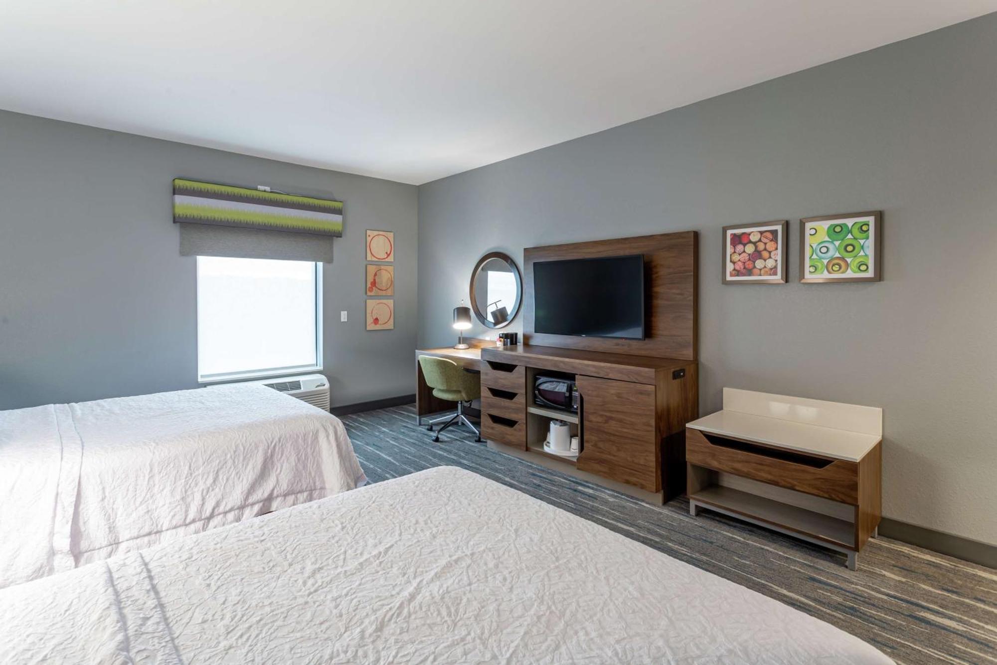 Hampton Inn Madison, Oh Buitenkant foto
