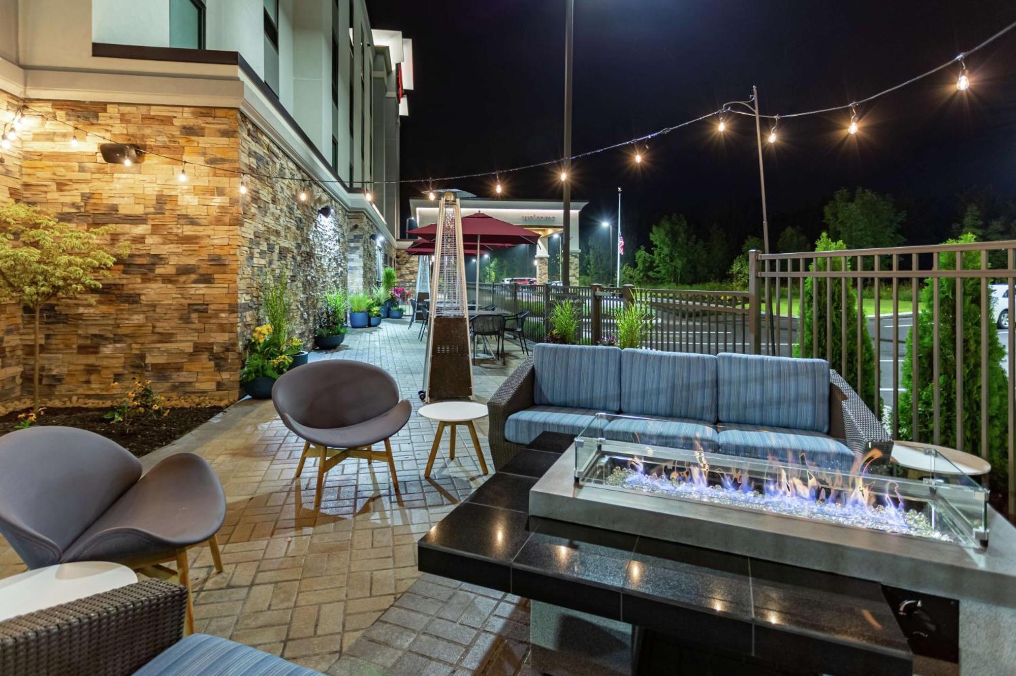 Hampton Inn Madison, Oh Buitenkant foto