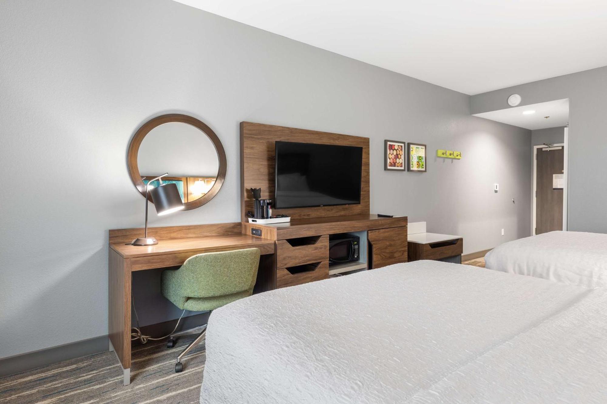 Hampton Inn Madison, Oh Buitenkant foto